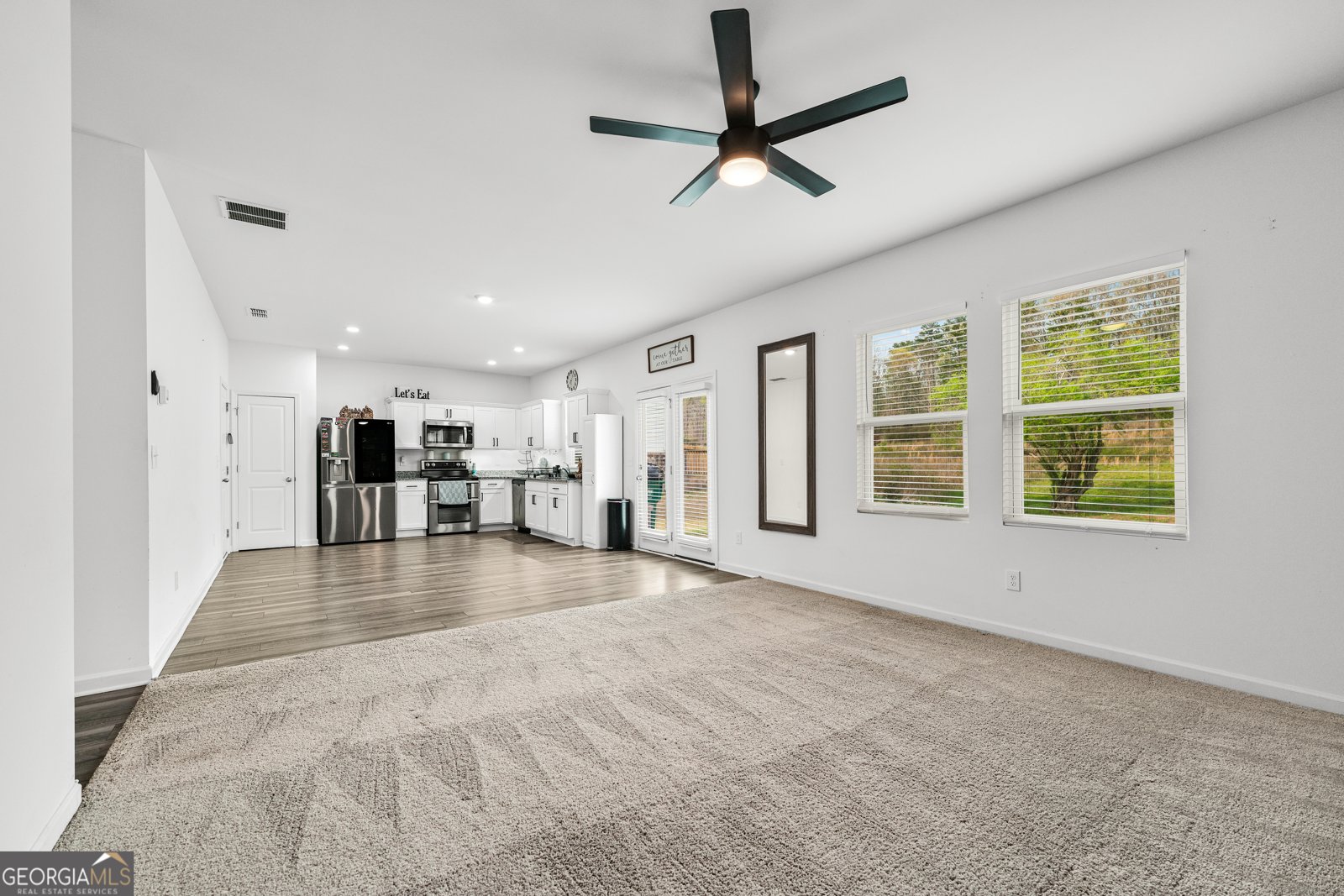 300 Hyde Park Winder - 7