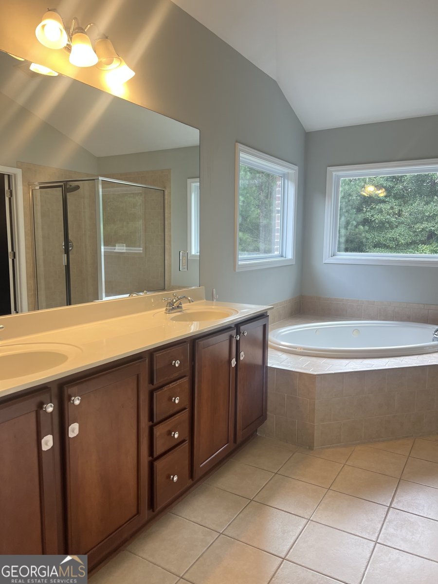 132 Wolf View Court Atlanta - 2