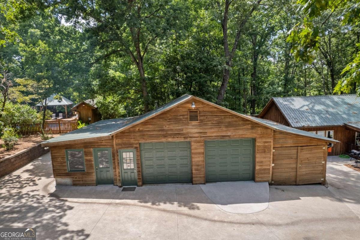 471 & 475 STERLING Road Jasper - 19