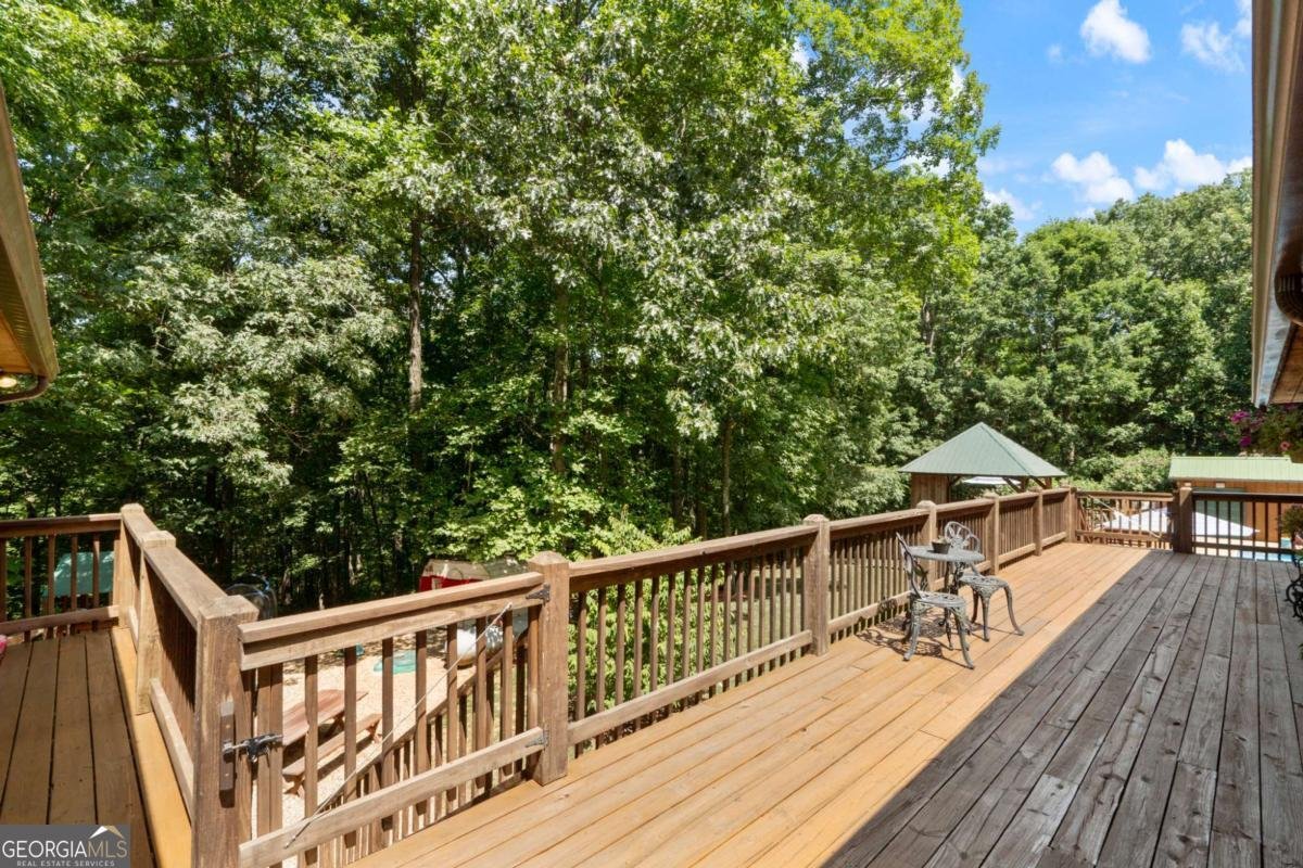 471 & 475 STERLING Road Jasper - 37