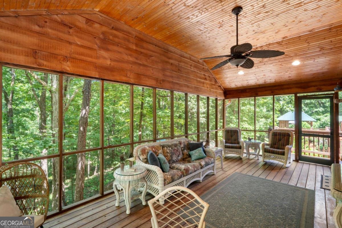 471 & 475 STERLING Road Jasper - 45