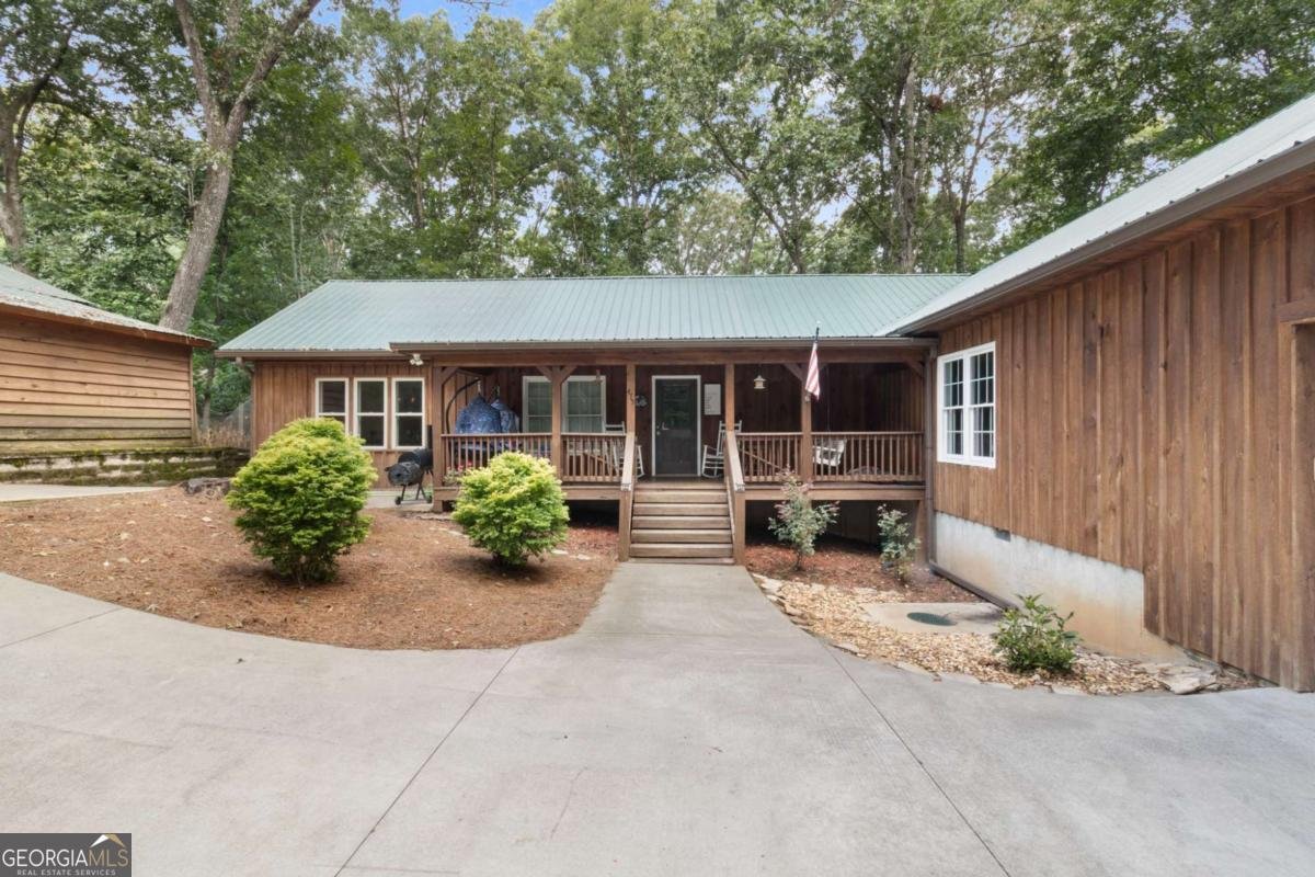 471 & 475 STERLING Road Jasper - 52