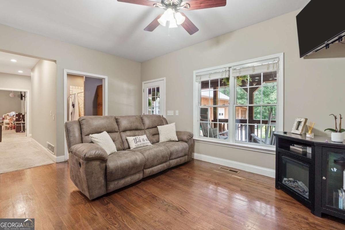 471 & 475 STERLING Road Jasper - 56
