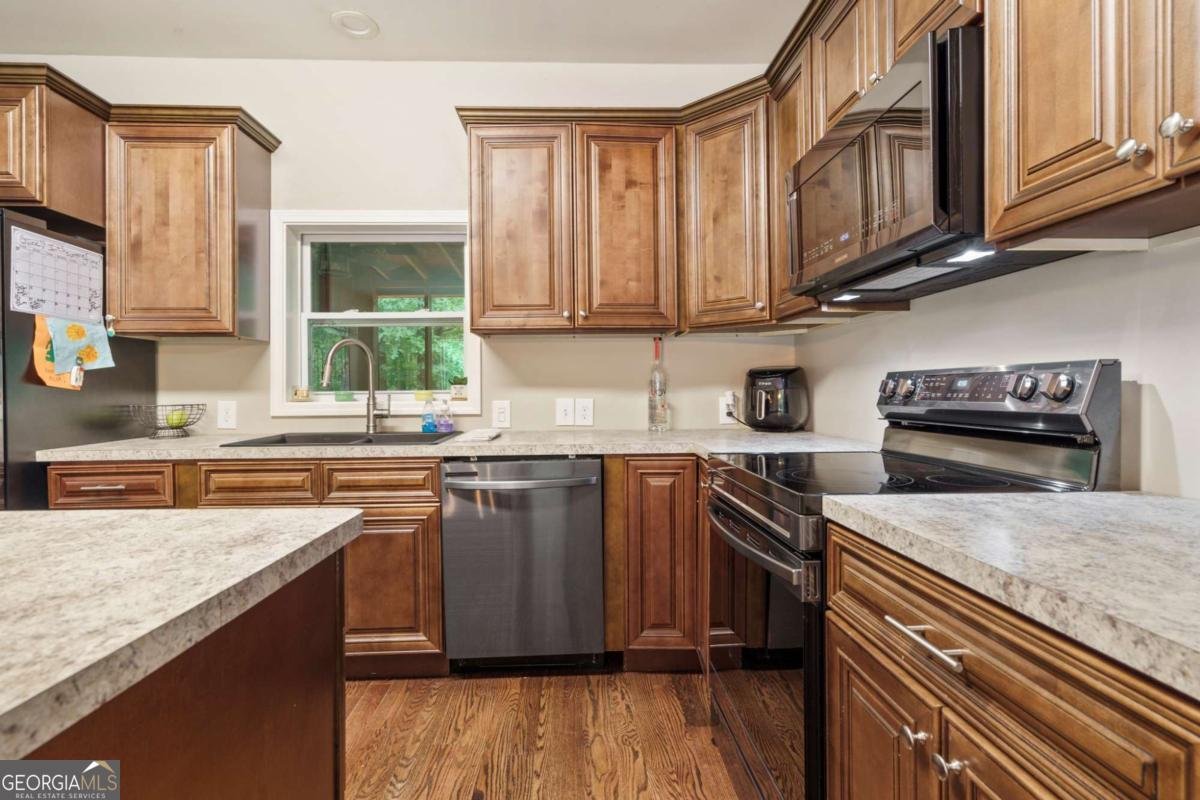 471 & 475 STERLING Road Jasper - 6