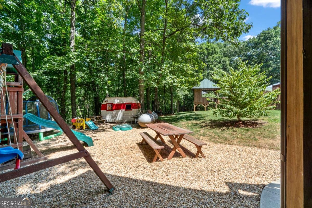 471 & 475 STERLING Road Jasper - 79