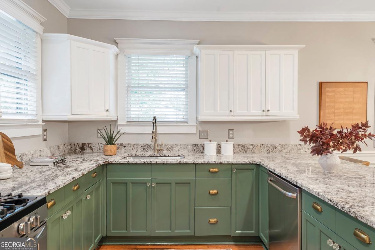 1085 BOULEVARD Drive Atlanta - 15