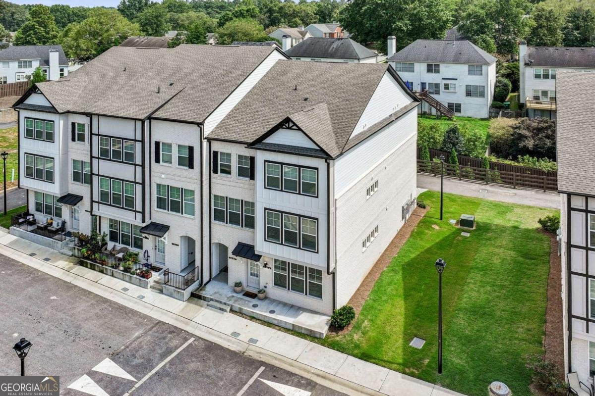 5064 Insperon Lane Peachtree Corners - 10