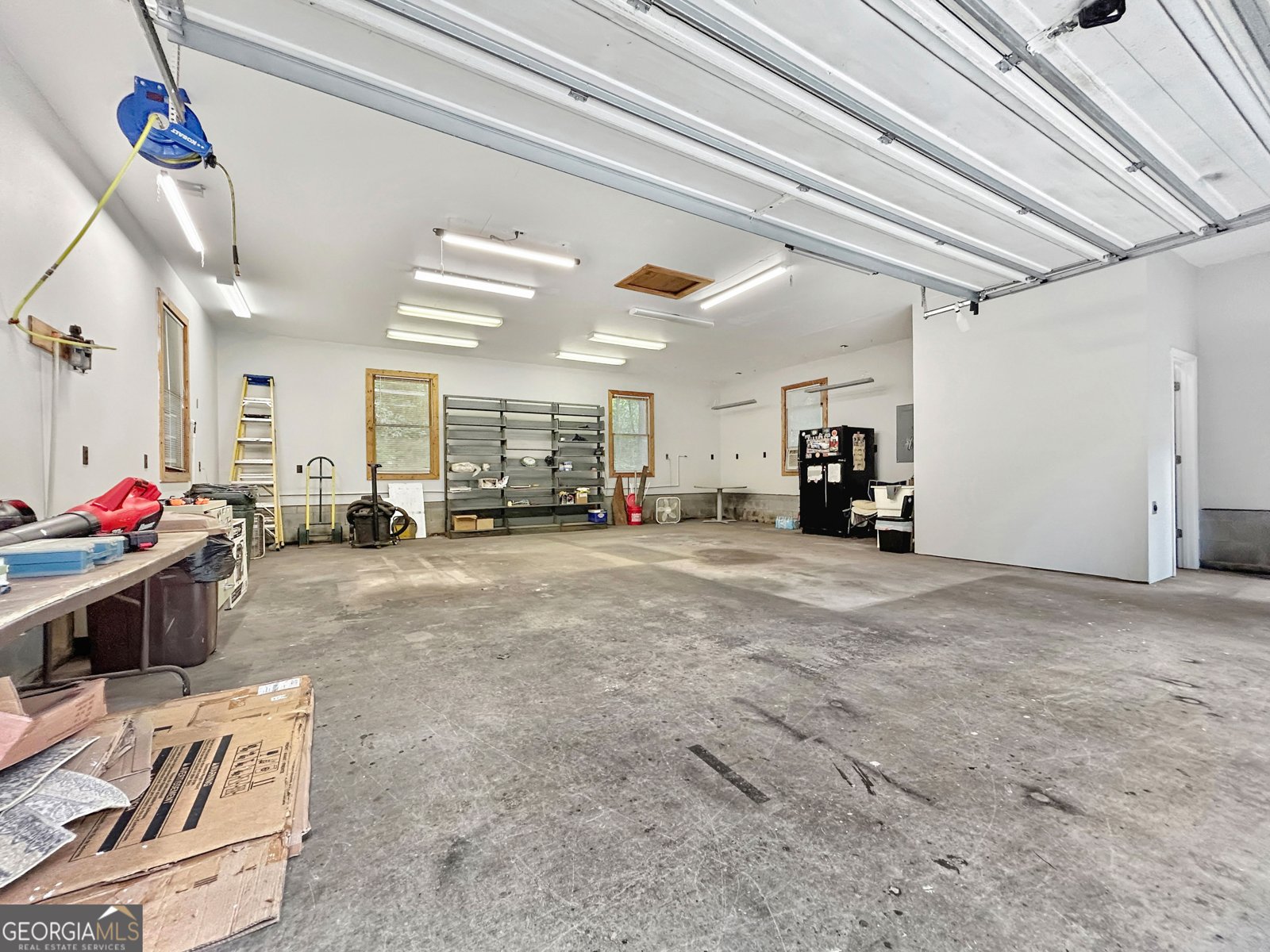 189 Lake Hampton Drive Hampton - 17