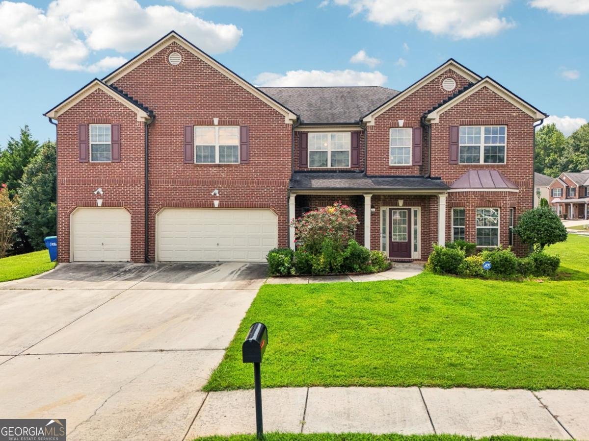 4548 Dawes Circle Fairburn - 1