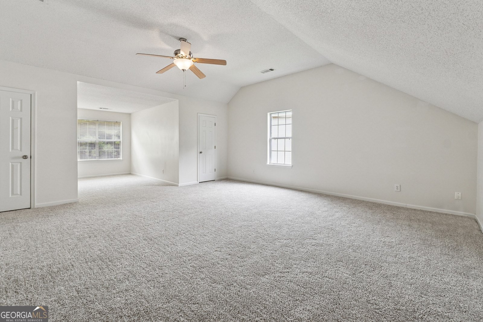 4542 WHITE Road Douglasville - 25