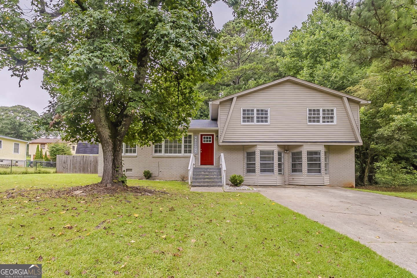 1202 Palisades Lane Ellenwood - 1