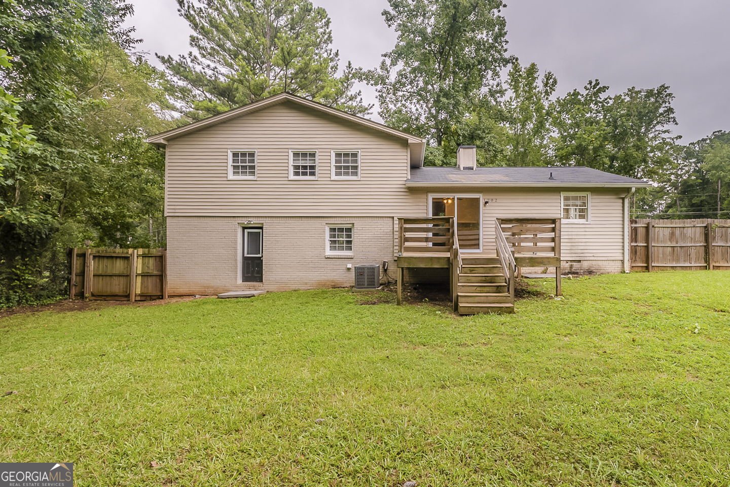1202 Palisades Lane Ellenwood - 30