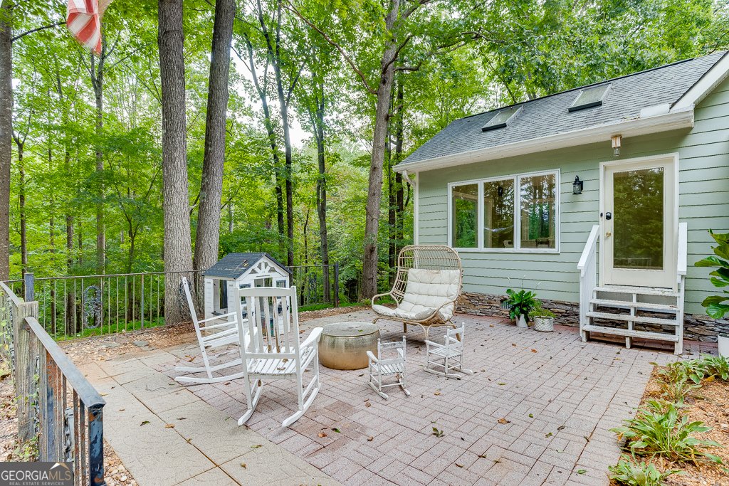 4724 Gateway Lane Flowery Branch - 41