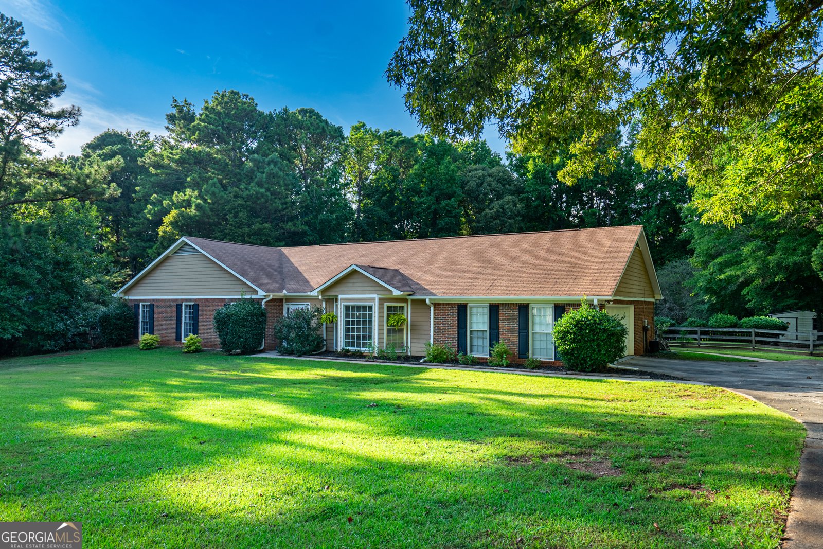 107 Powers Court Lagrange - 2