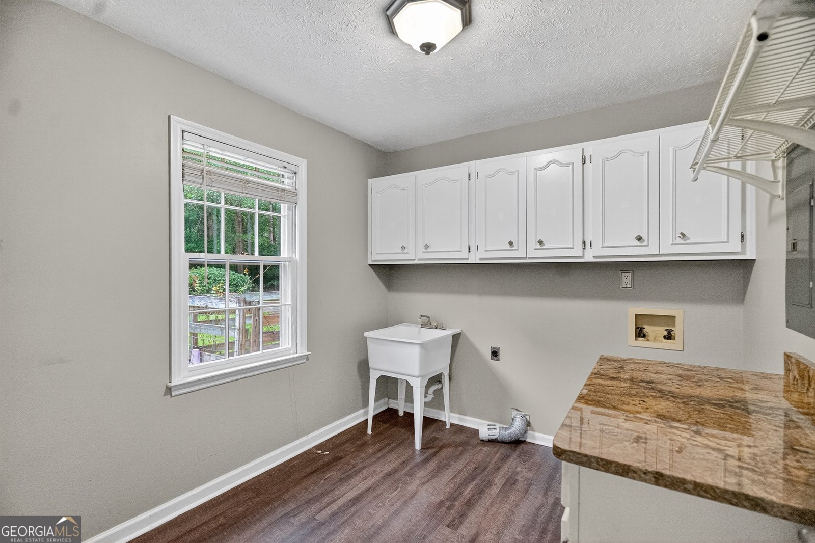107 Powers Court Lagrange - 28