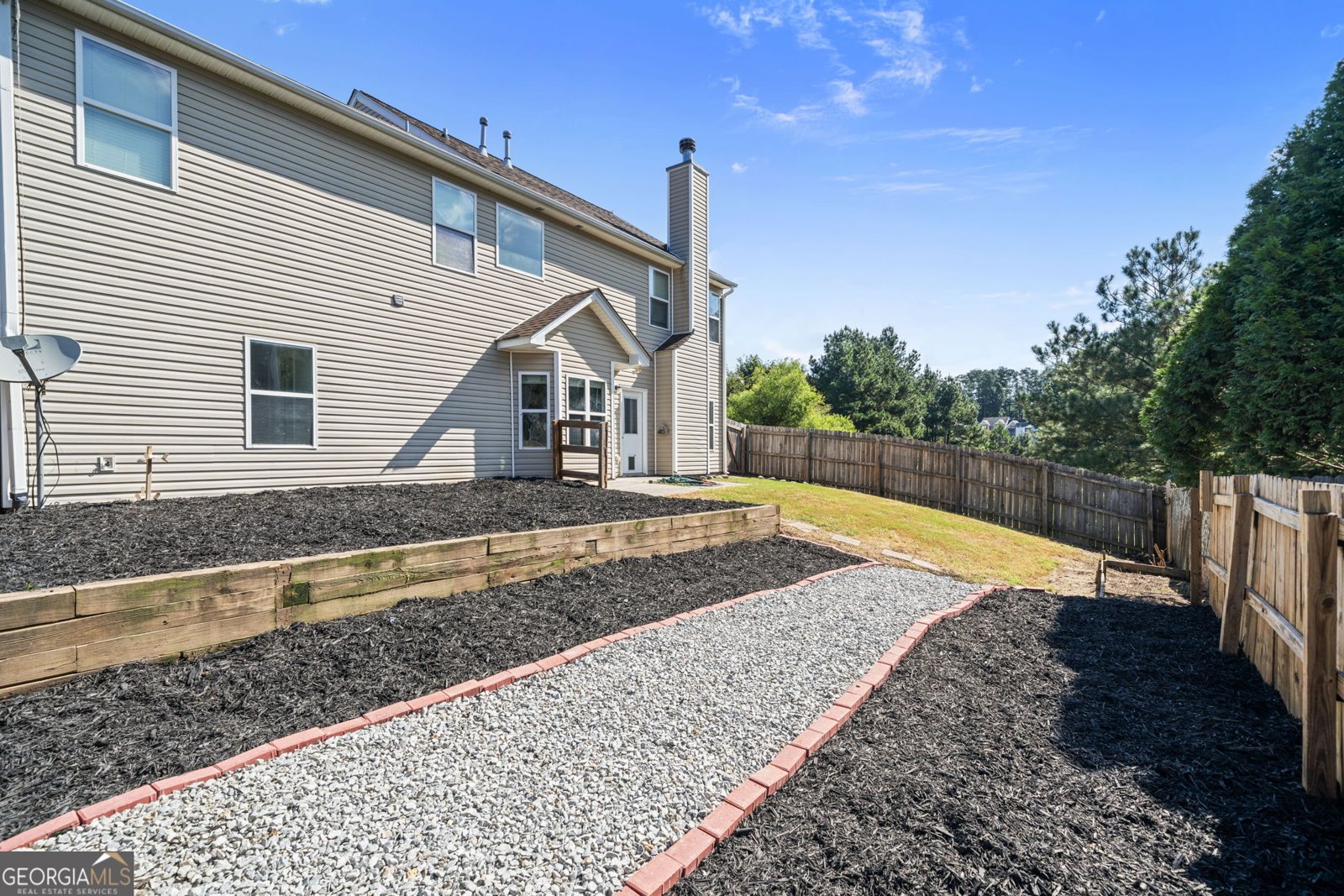 5689 Winter Bluff Way Buford - 32