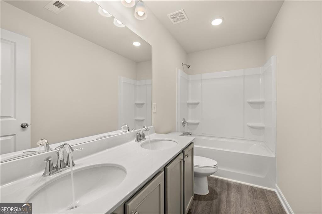 1084 Georgian Point Drive Lawrenceville - 11