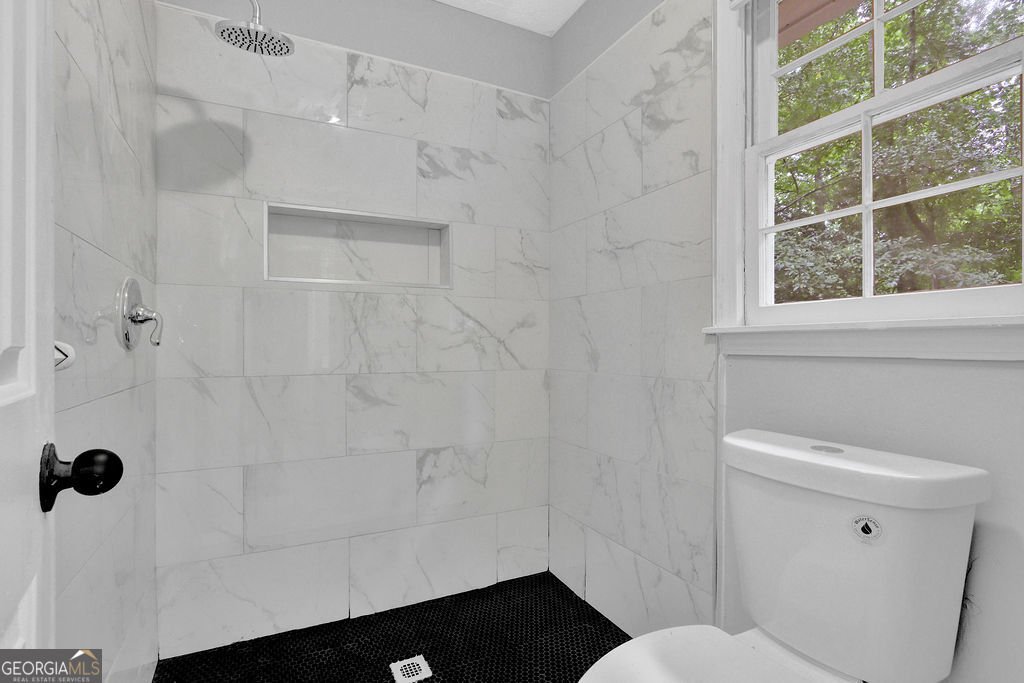 800 Post Road Circle Stone Mountain - 6