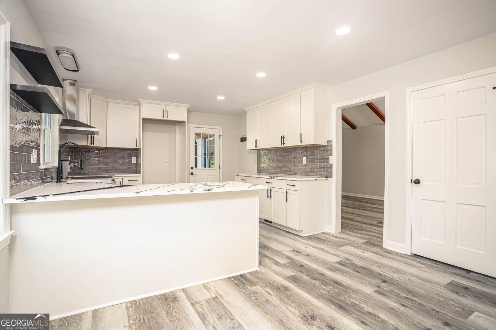 610 Glenforest Road Sandy Springs - 13