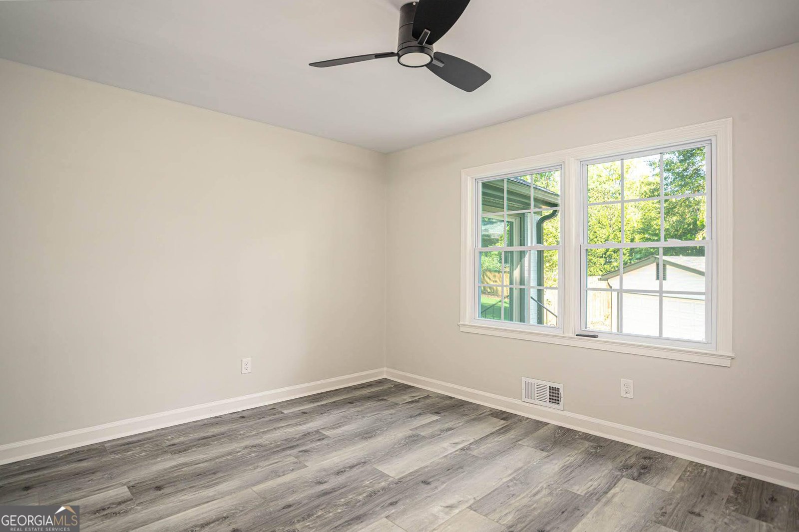 610 Glenforest Road Sandy Springs - 28