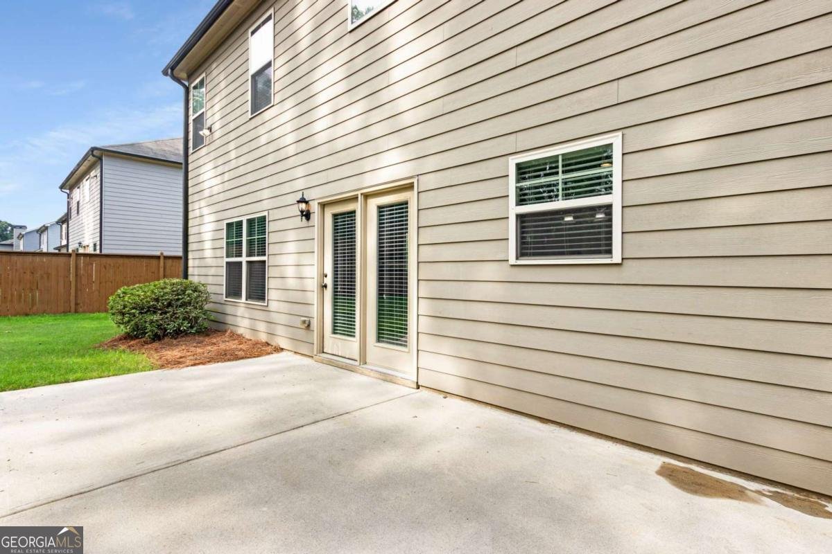 4450 Pleasant Woods Drive Cumming - 27