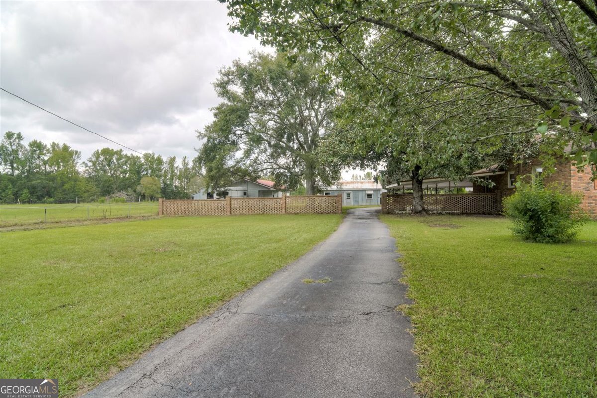 1341 Ga Highway 171 Louisville - 35