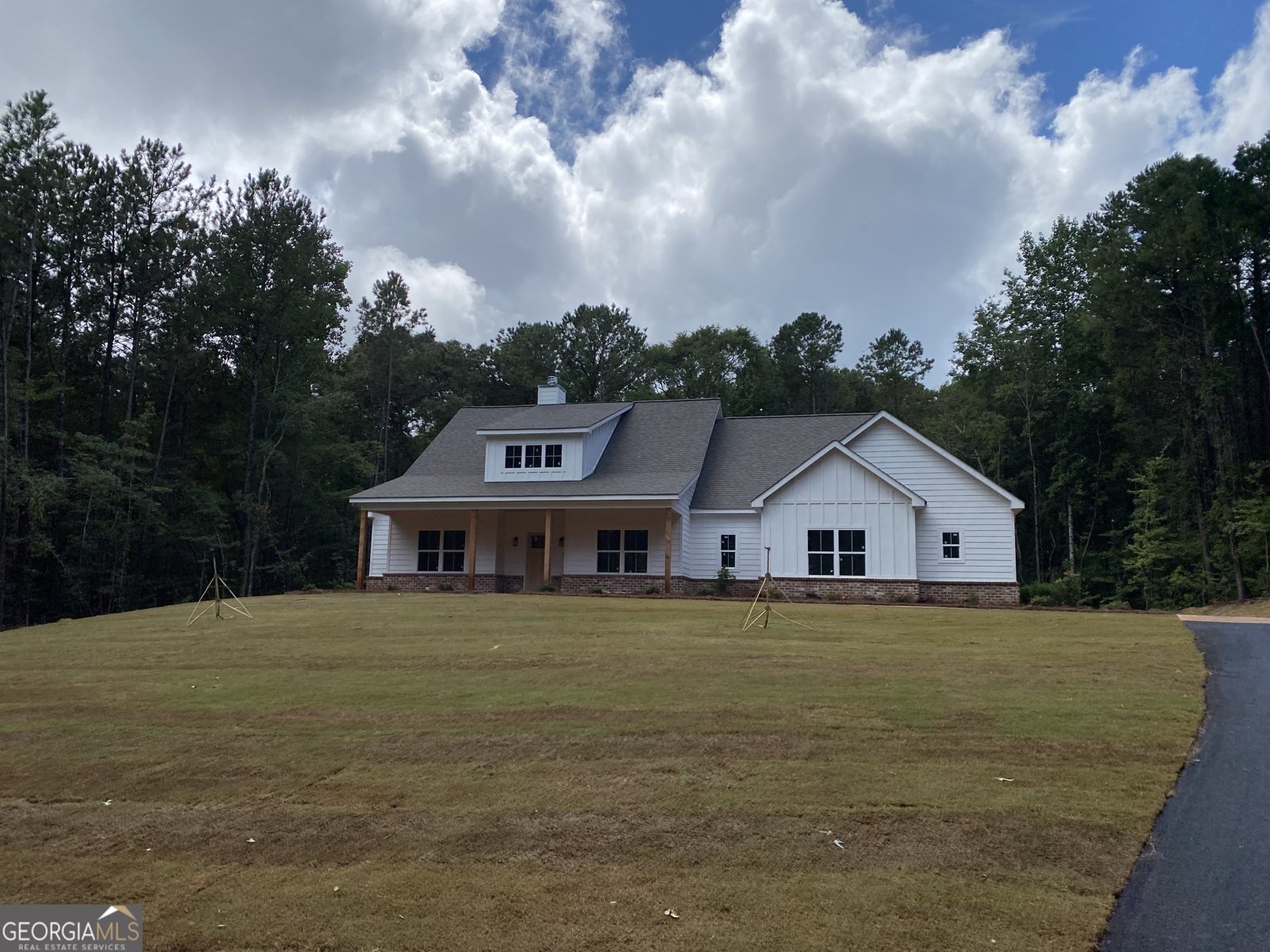 1570 English Road Forsyth - 1
