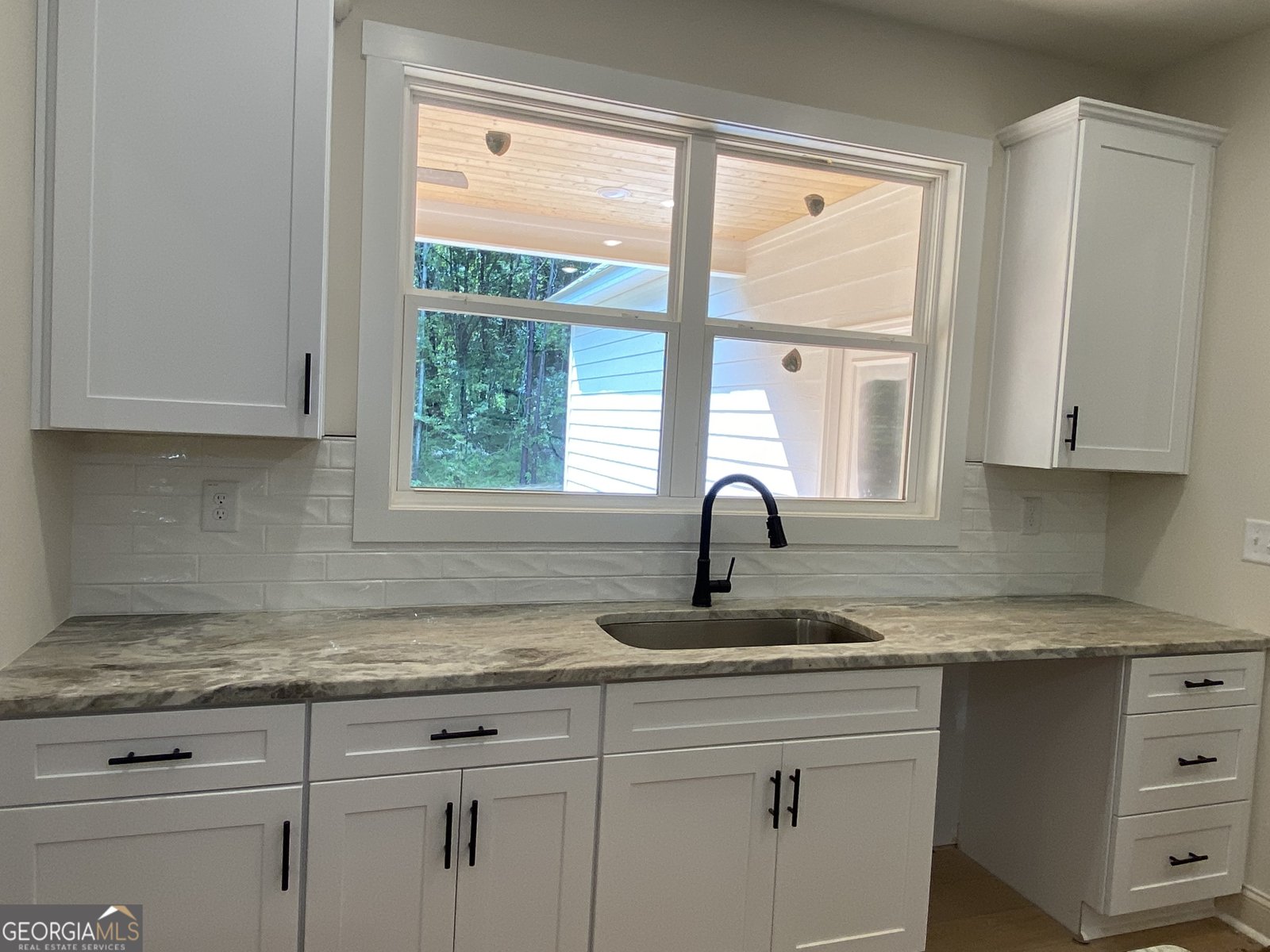 1570 English Road Forsyth - 19