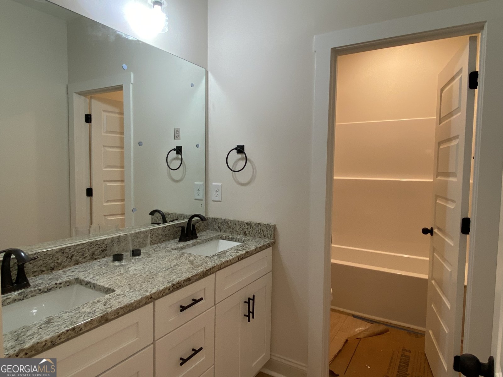 1570 English Road Forsyth - 27