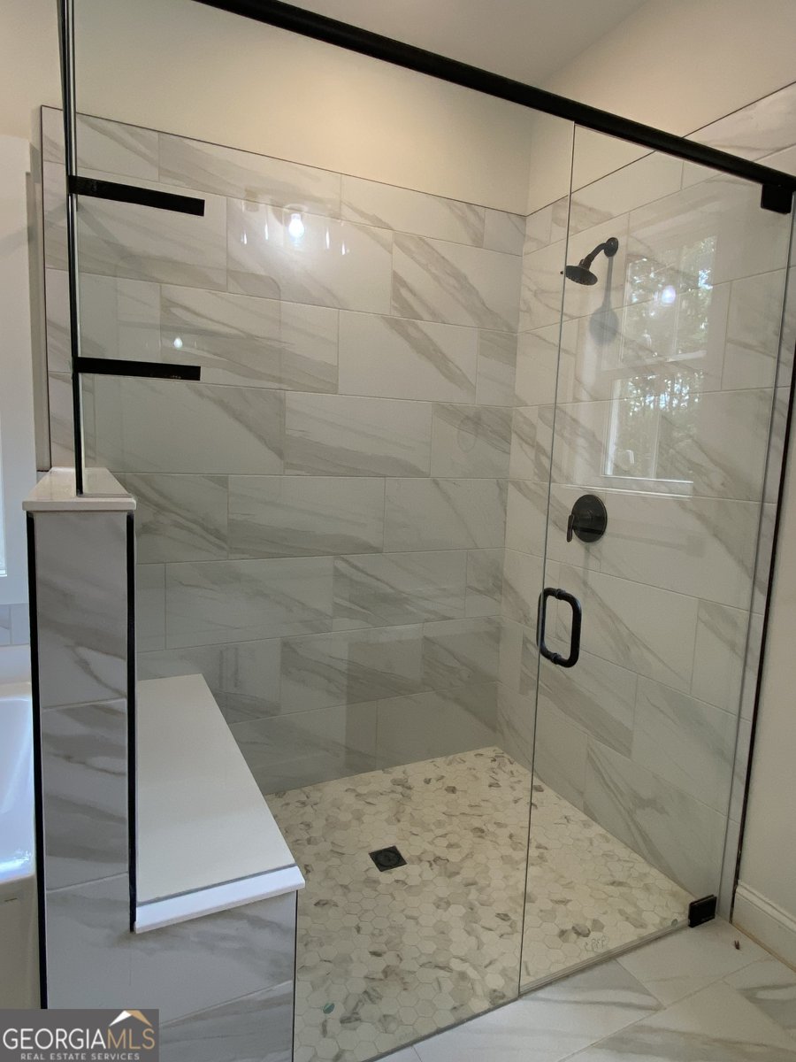 1570 English Road Forsyth - 30