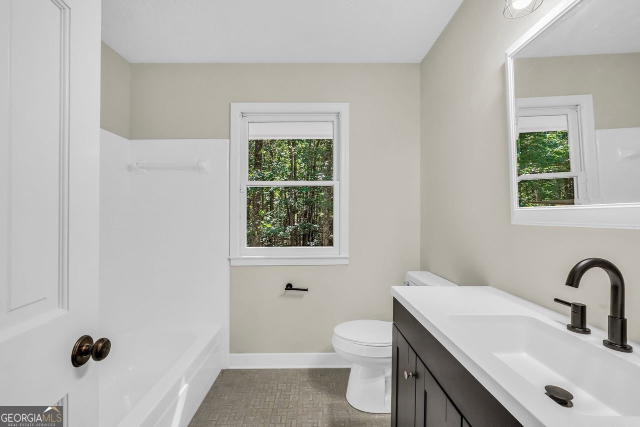 227 OAK RIDGE Trail Fayetteville - 11