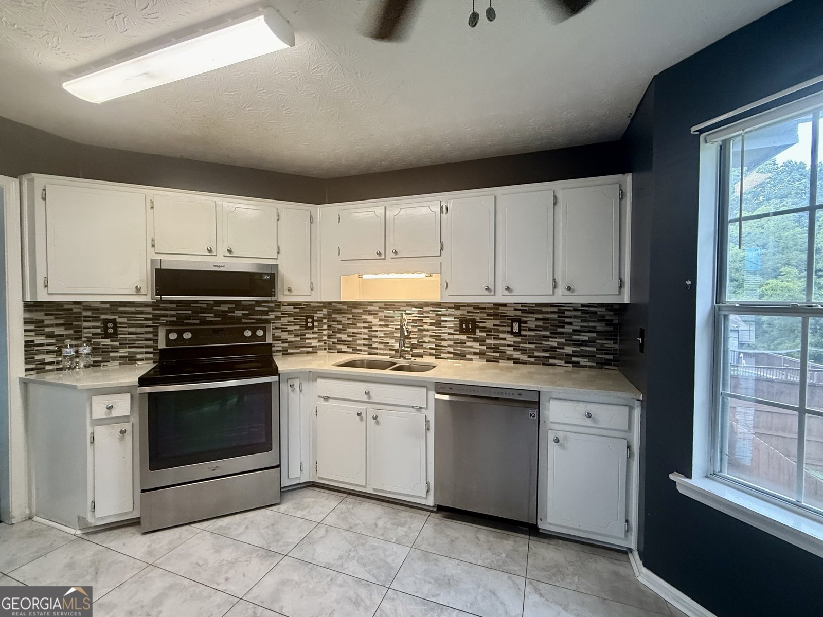 324 Spring Falls Drive Lawrenceville - 10