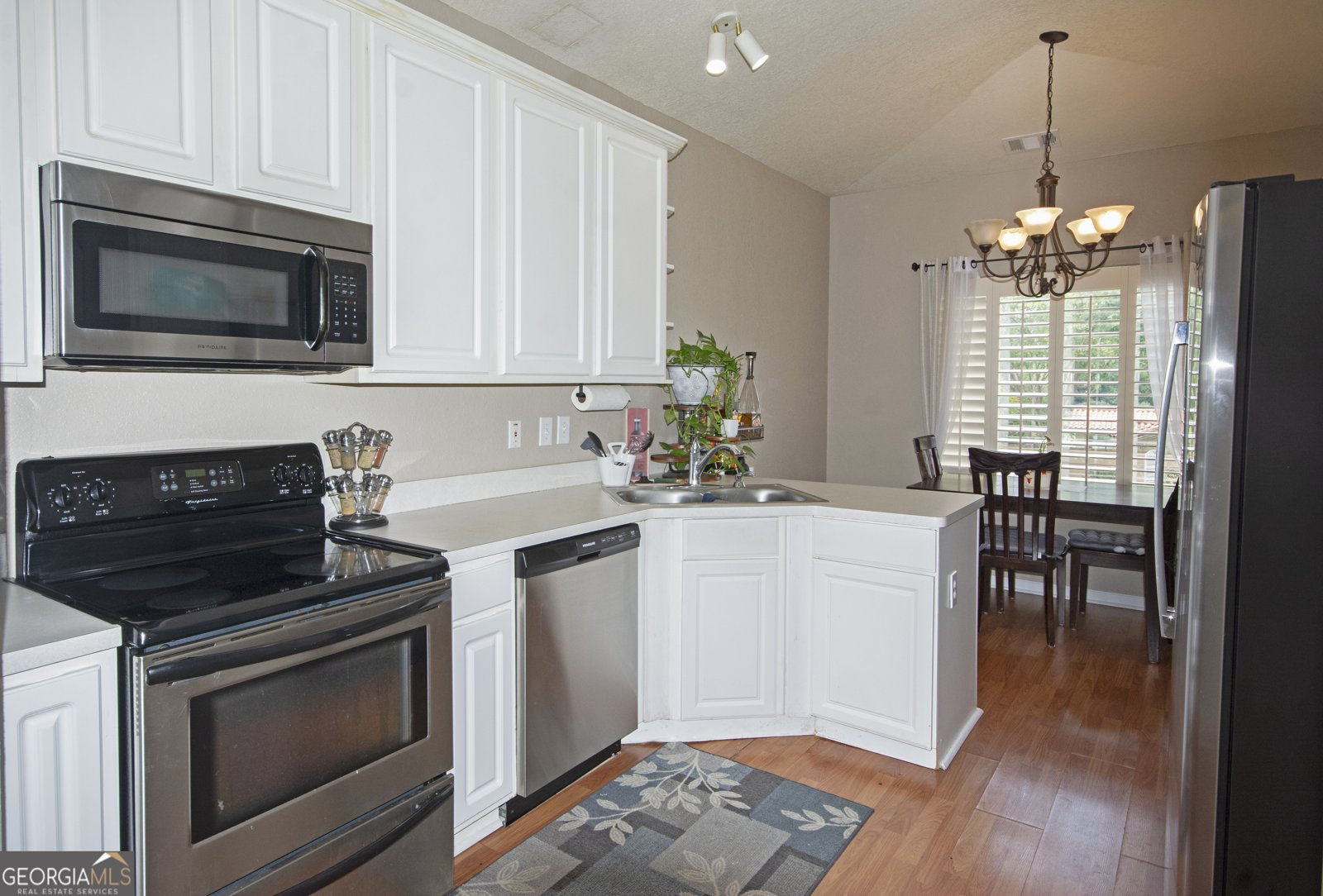 100 Garden Walk Stockbridge - 3