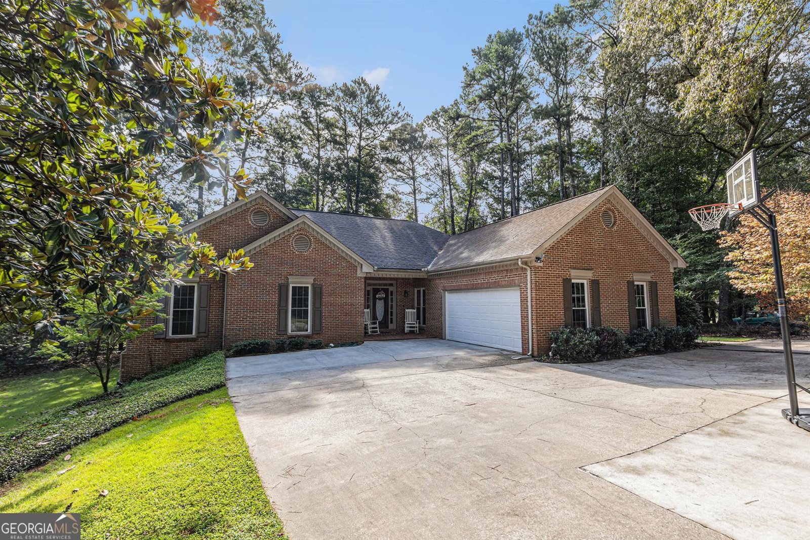 205 Wyngate Circle Fayetteville - 1