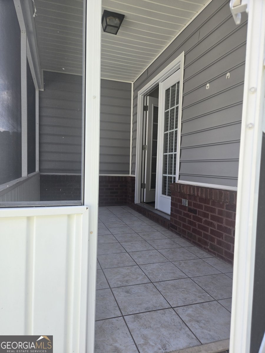 703 Wilmington Drive Warner Robins - 27