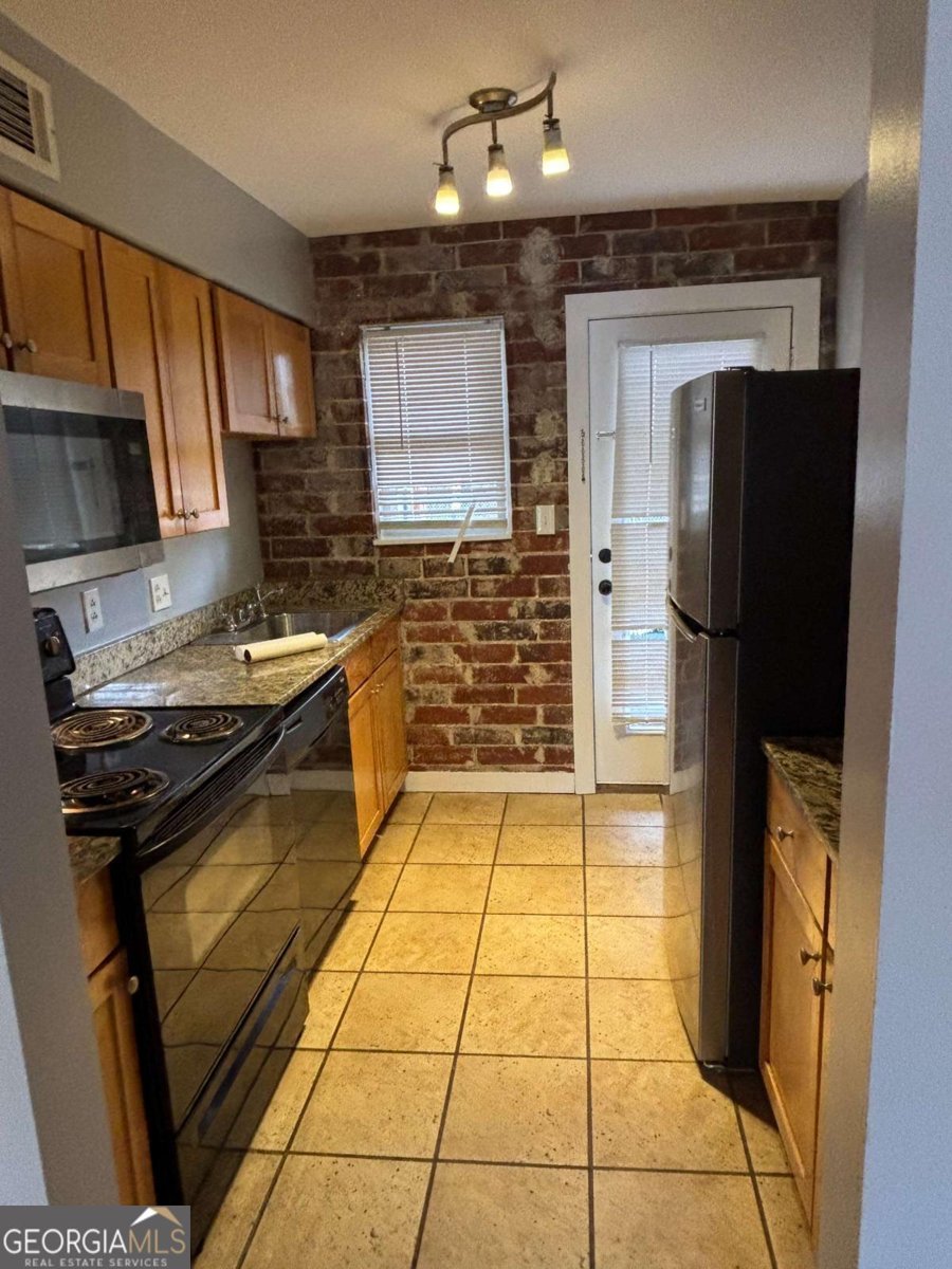 561 Formwalt Street Atlanta - 2