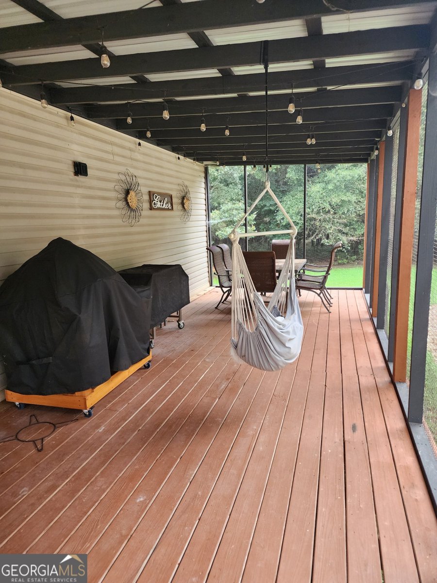 1571 STILL WATERS Road HARTWELL - 13