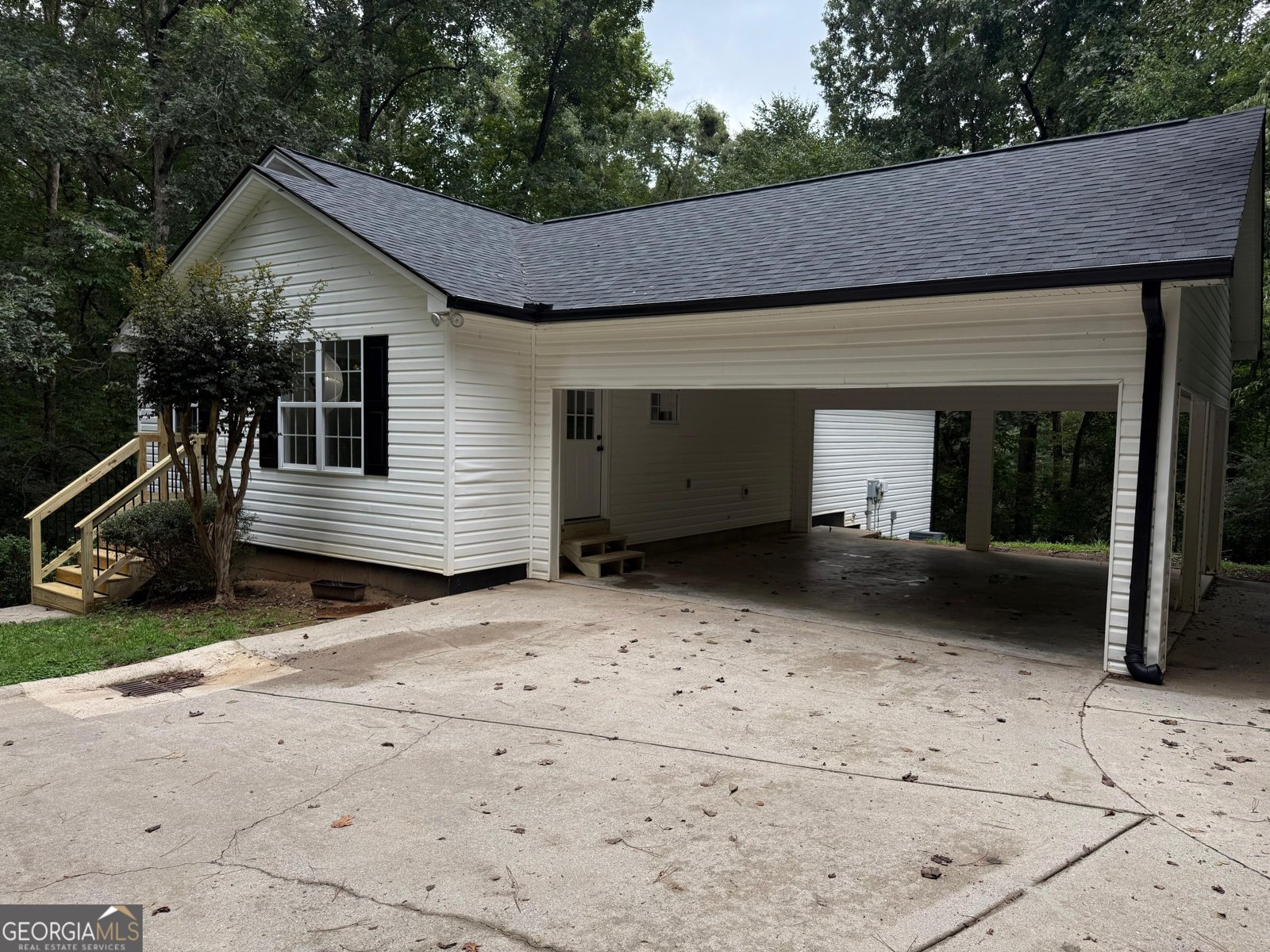 3268 Navajo Circle Gainesville - 1