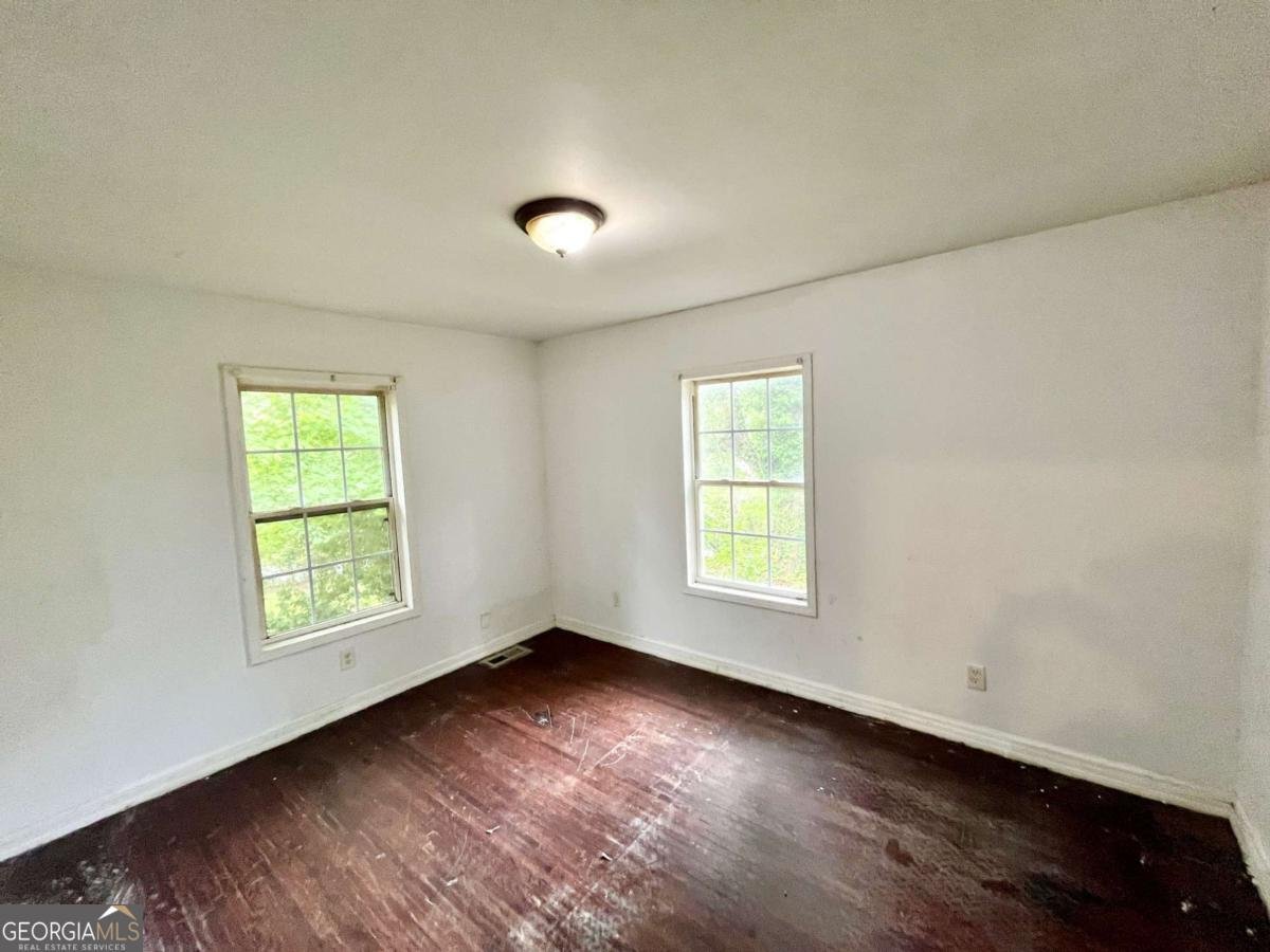 1566 Avon Avenue Atlanta - 3