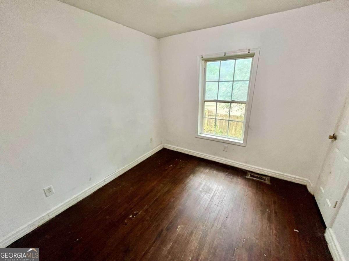1566 Avon Avenue Atlanta - 4