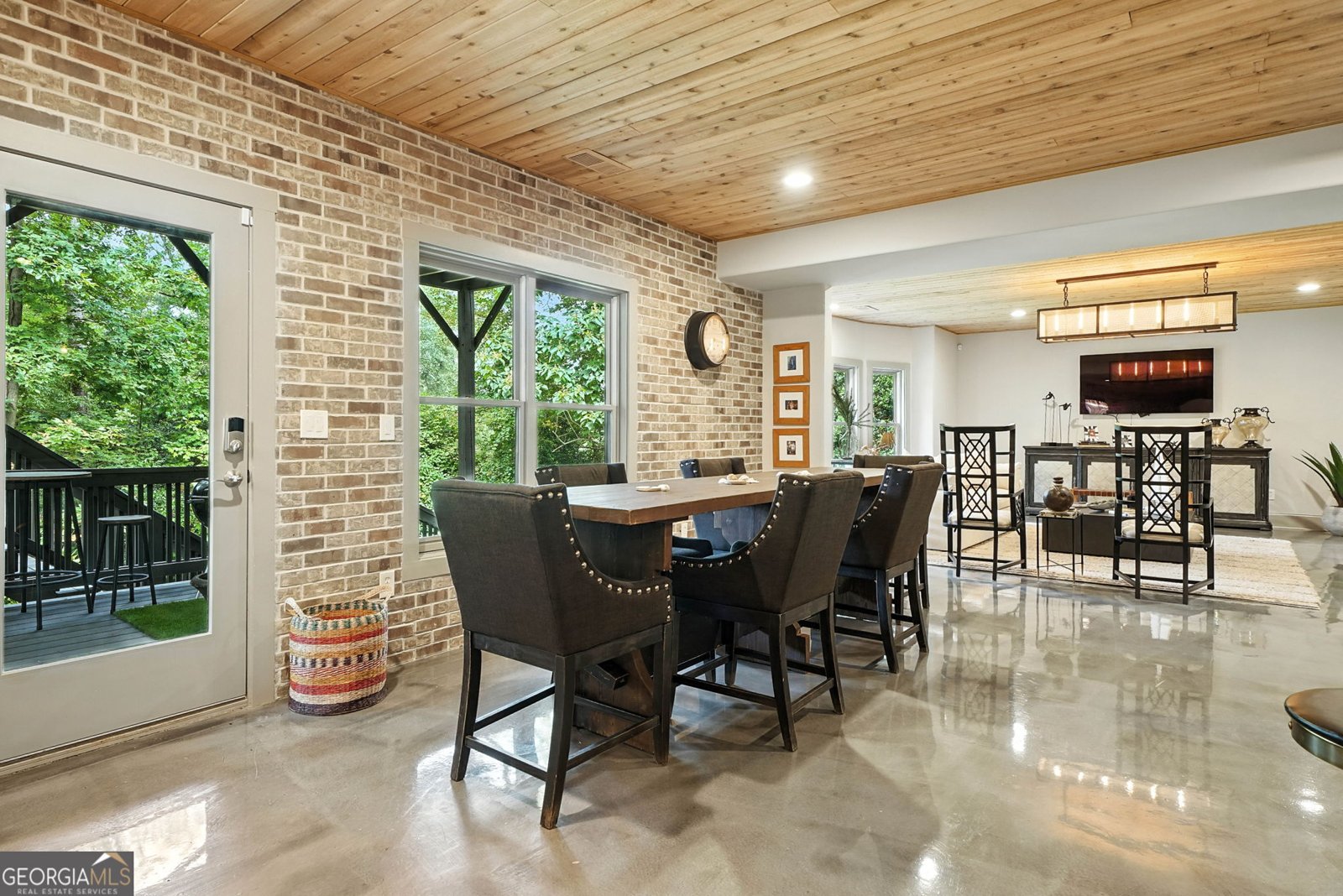 780 Starlight Drive Sandy Springs - 33