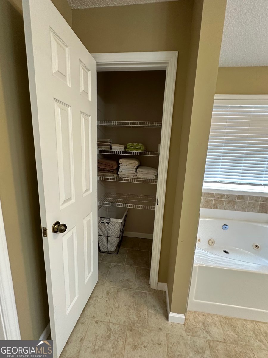 241 Southern Walk Drive Milledgeville - 27