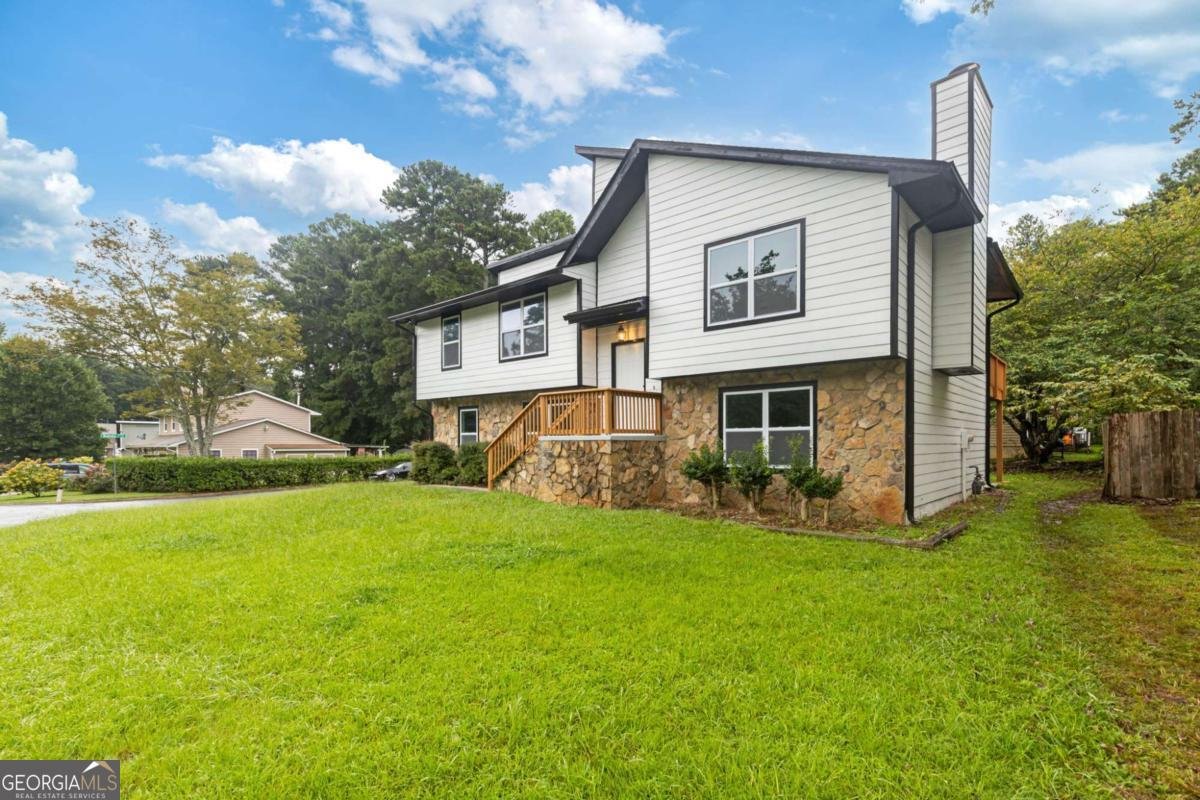 1455 Woodington Circle Lawrenceville - 2