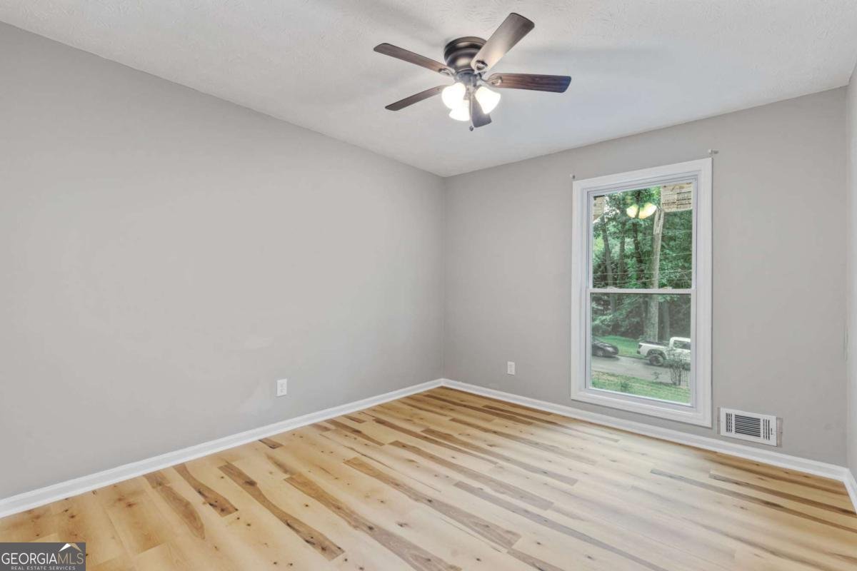 1097 Wildwood Lane Lawrenceville - 14