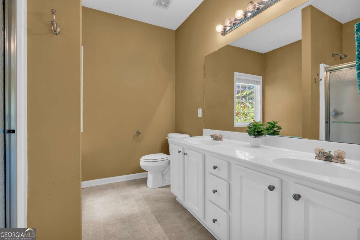 214 Meadow Run Carrollton - 43