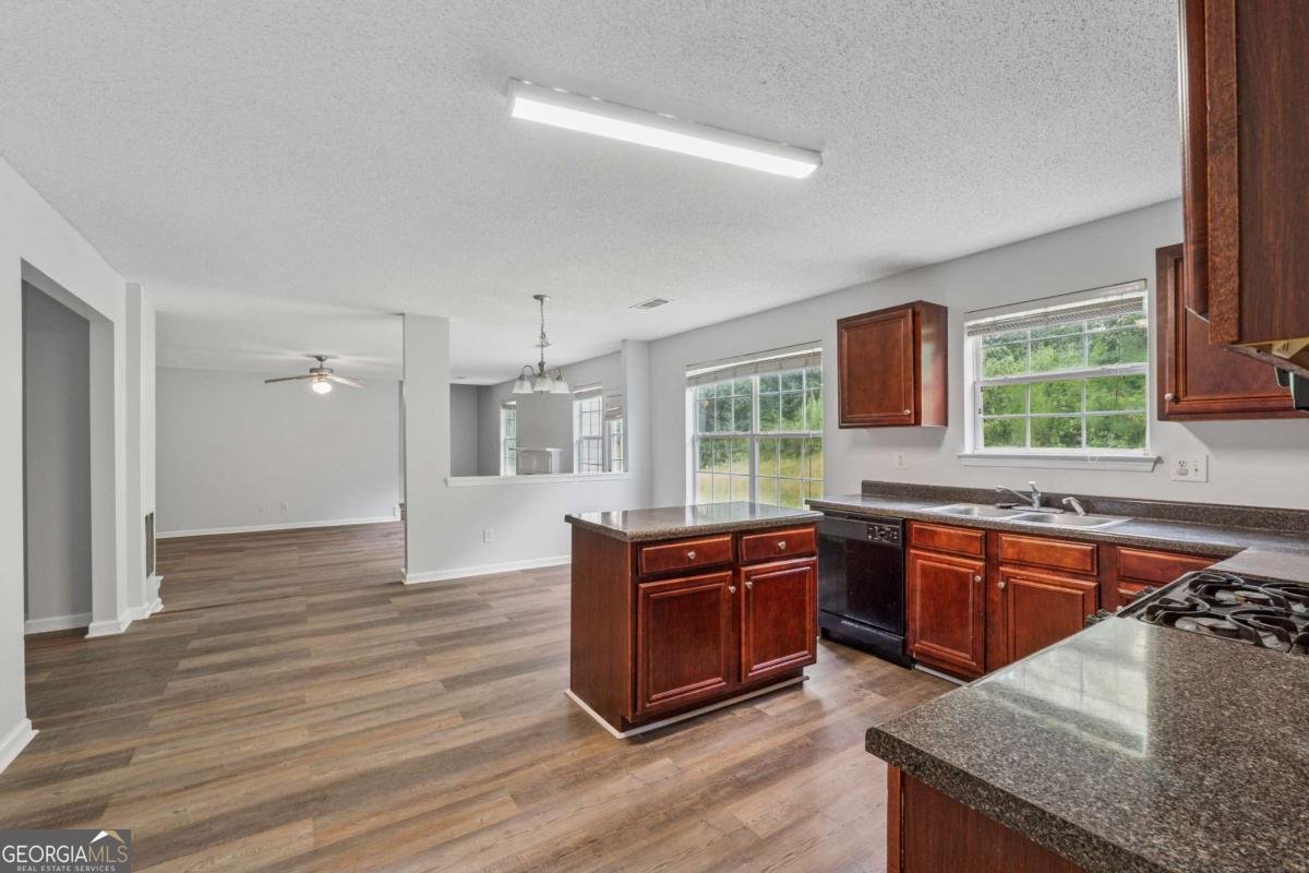 1489 Saint George Place Conyers - 6