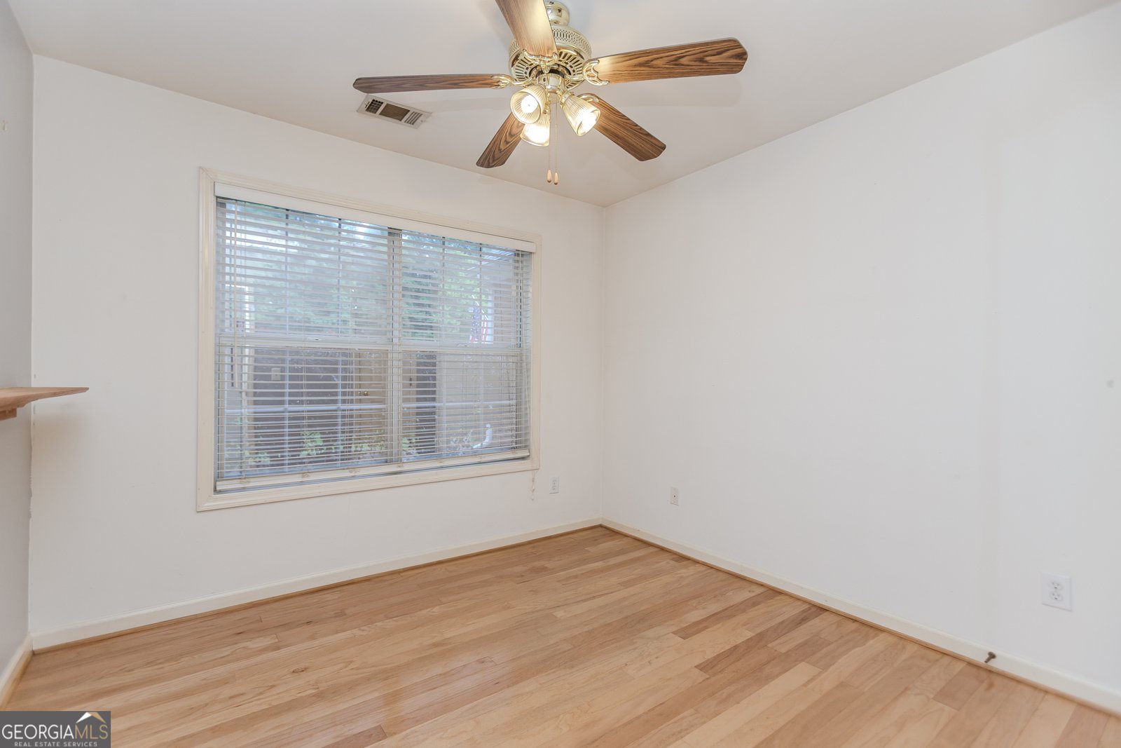 5300 Valley Forest Way Flowery Branch - 14