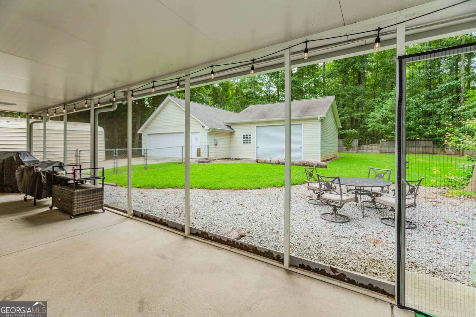 5300 Valley Forest Way Flowery Branch - 20