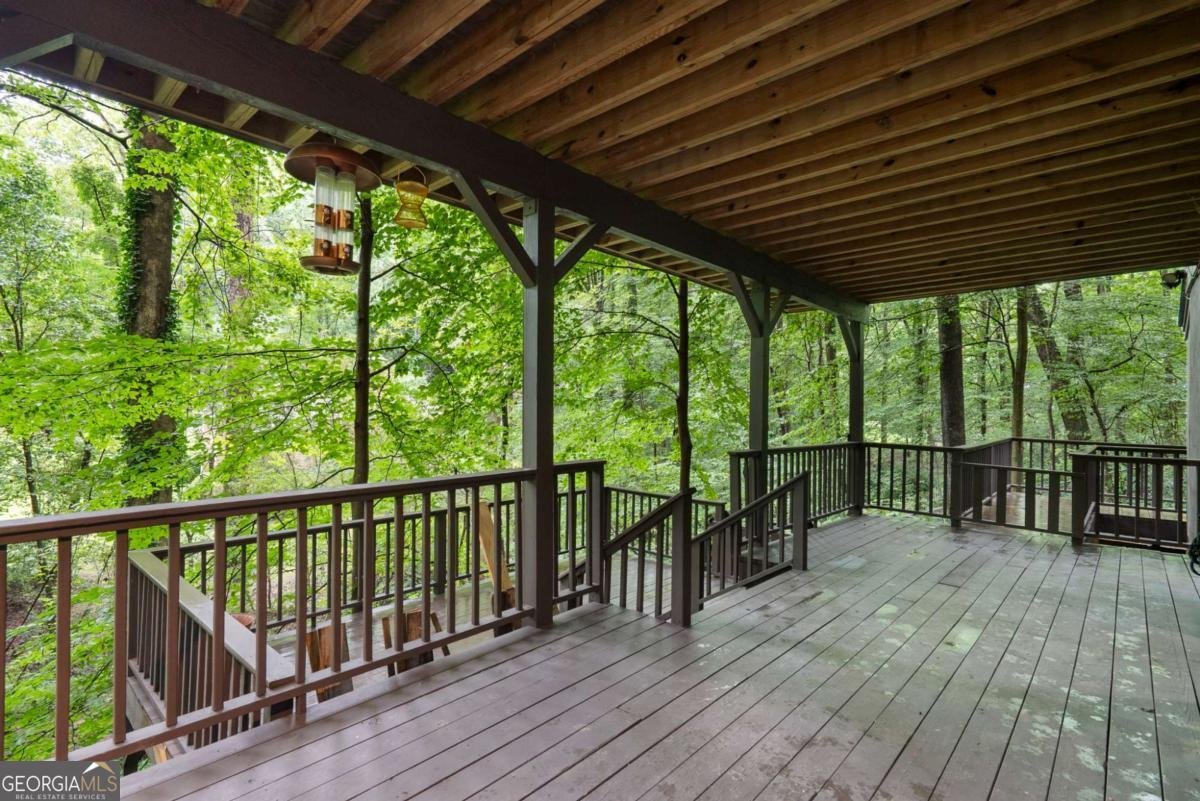 510 Forest Valley Road Atlanta - 35