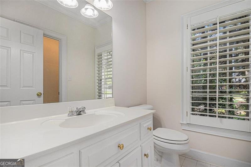 4927 RED CLIFF Powder Springs - 12